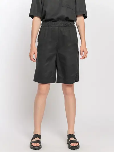 Шорты-бермуды из лиоцелла Tencel ™